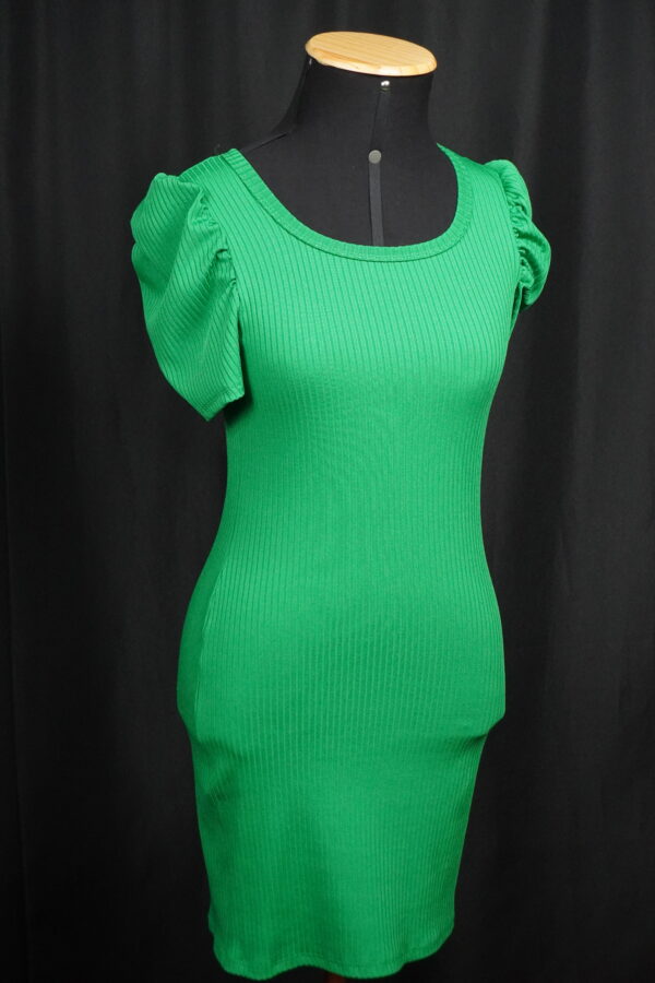 VESTIDO MIDI CANELADO (M)