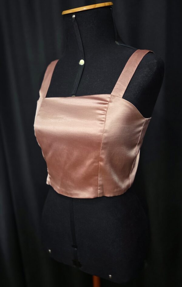 CROPPED ROSE (M)