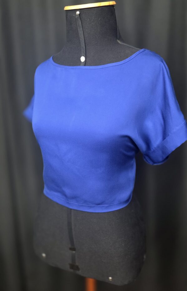 CROPPED INSH (M)