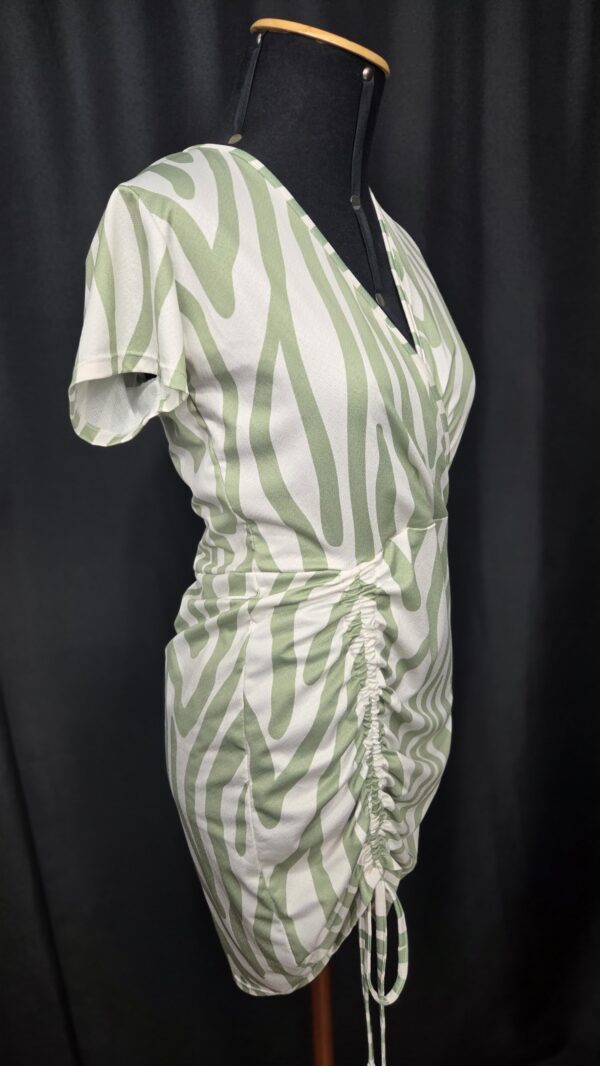 VESTIDO TUBINHO ANIMAL PRINT (M) - Imagem 2