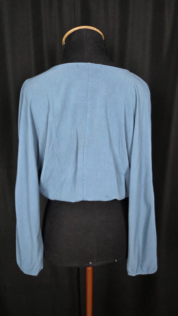 CROPPED CASUAL AK (P) - Imagem 3