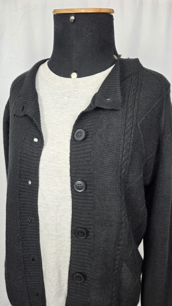 CARDIGAN CASUAL PRETO (G) - Imagem 2