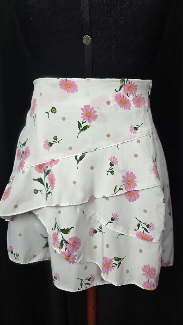 SHORTS CASUAL FLORAL (G) - Imagem 2